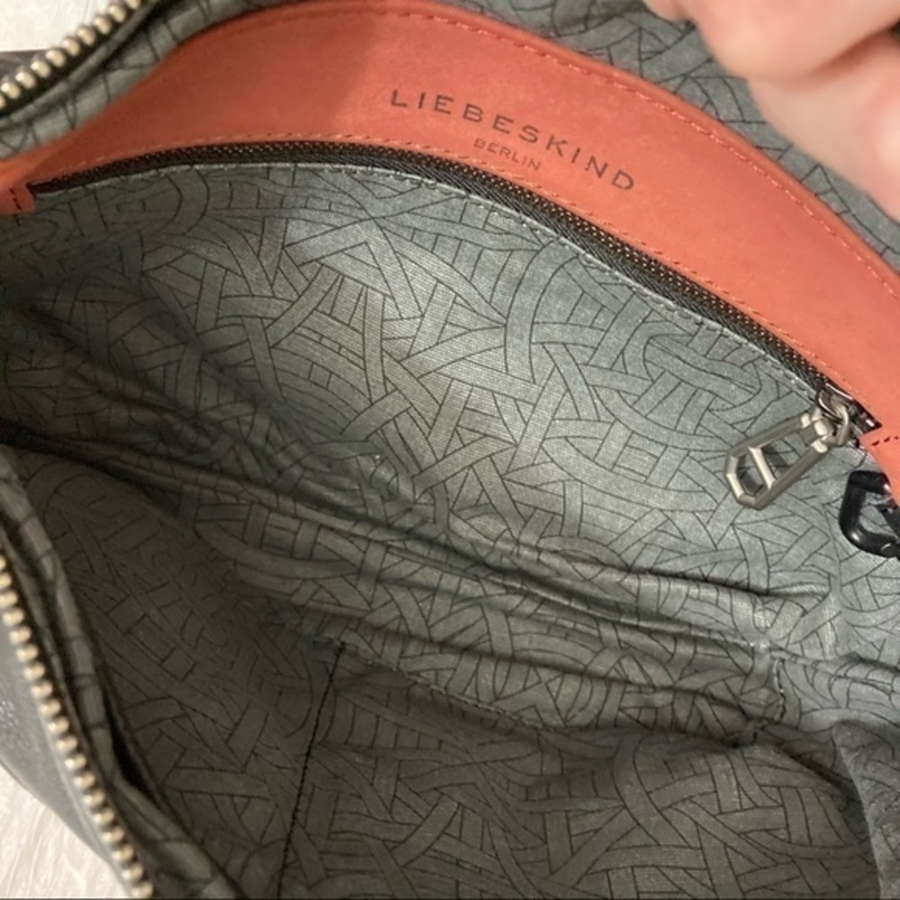 Liebeskind Berlin black leather shoulder - Picture 6 of 9